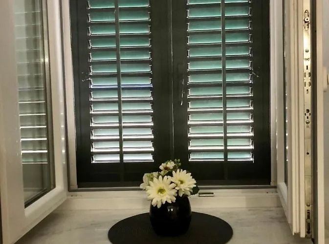 Blue Moon 스플리트